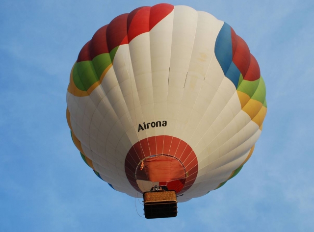  Colorful balloon in flight 